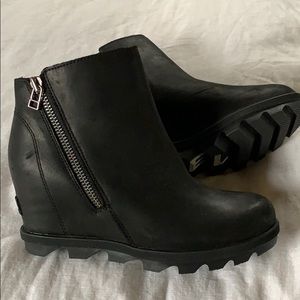 Sorel Joan Uptown Zip Bootie